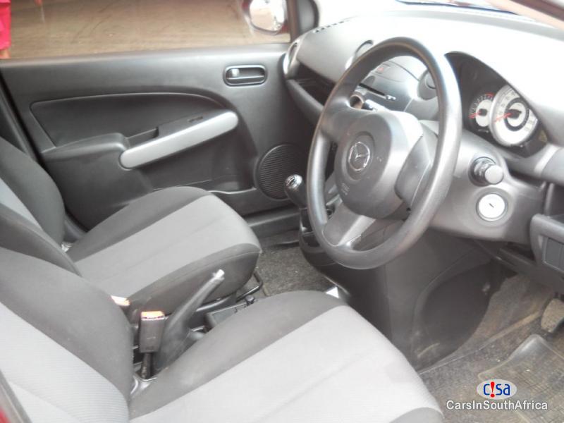 Mazda Mazda2 1.3 Dynamic Manual 2009 - image 8