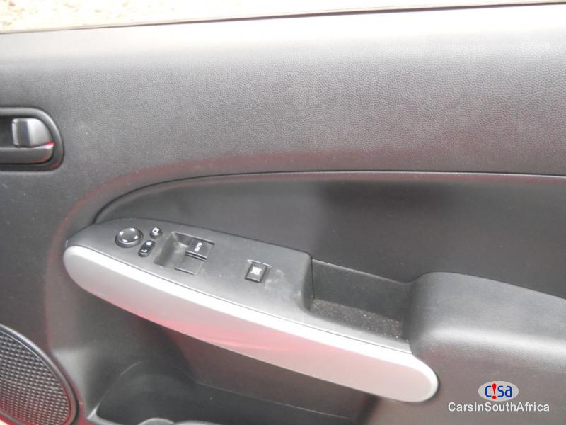 Mazda Mazda2 1.3 Dynamic Manual 2009 - image 9