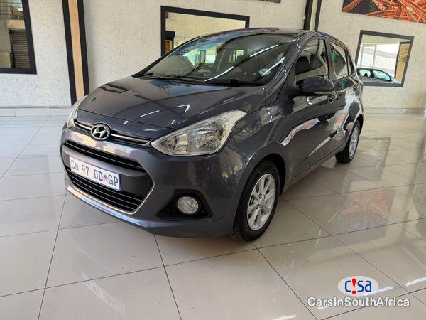 Picture of Hyundai i10 Grand Fluid Automatic 2015