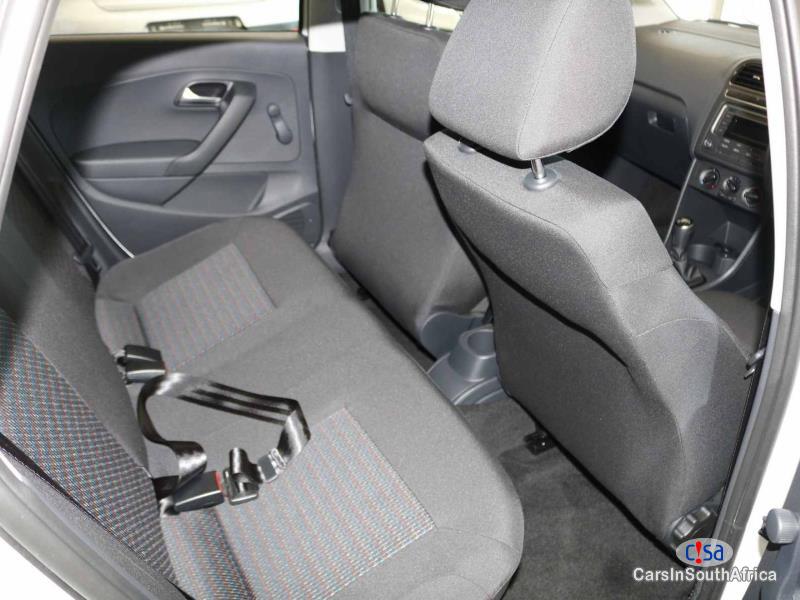 Volkswagen Polo Manual 2020 - image 6