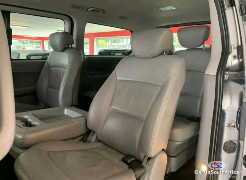Hyundai H-1 Hyundai H-1 2.5CRDi Wargon GLS For Sale. R210 000 Automatic 2021 in Western Cape - image