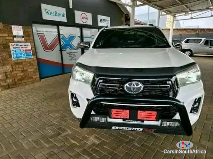 Toyota Hilux Automatic 2020 - image 3