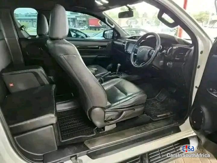 Toyota Hilux Automatic 2020 - image 6