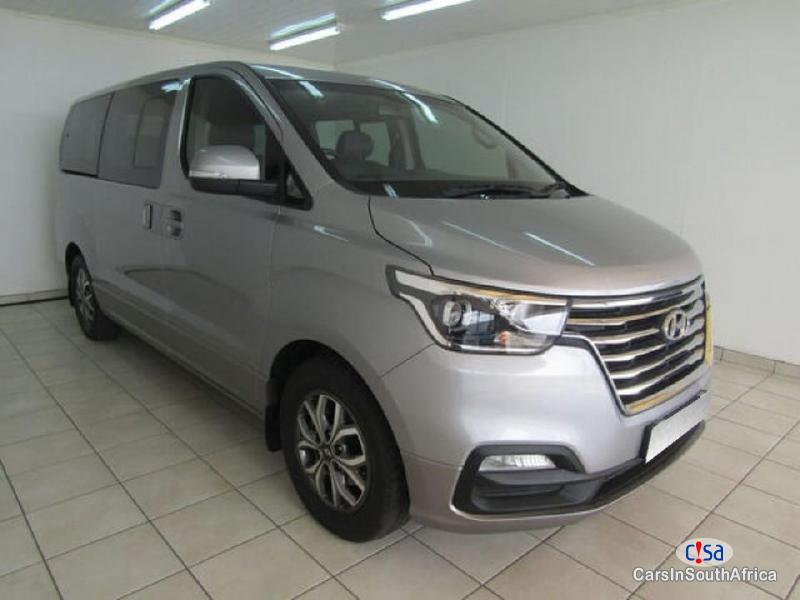 Picture of Hyundai H-1 2.5 CRDI Automatic 2021