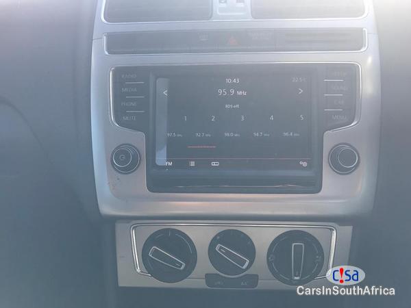 Volkswagen Polo Automatic 2015 - image 10