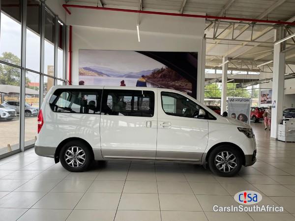 Hyundai H-1 2.5 CRDI Elite Call 081 494 5928 Manual 2020 in South Africa