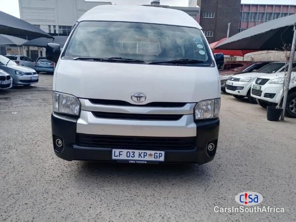 Toyota Quantum 2.5 D-4D Sesfikile 16seats (0684957752 Manual 2018 - image 2