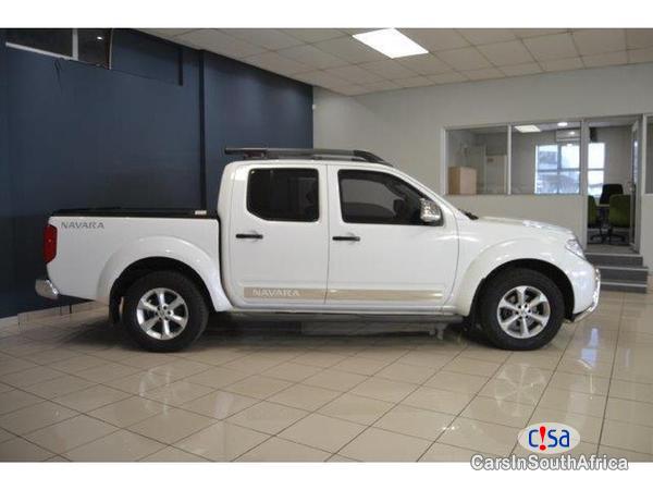 Nissan Navara Manual 2014 - image 3