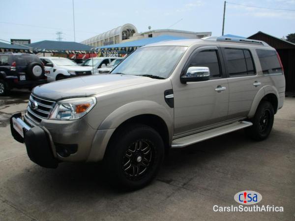 Ford Everest Automatic 2013 - image 3