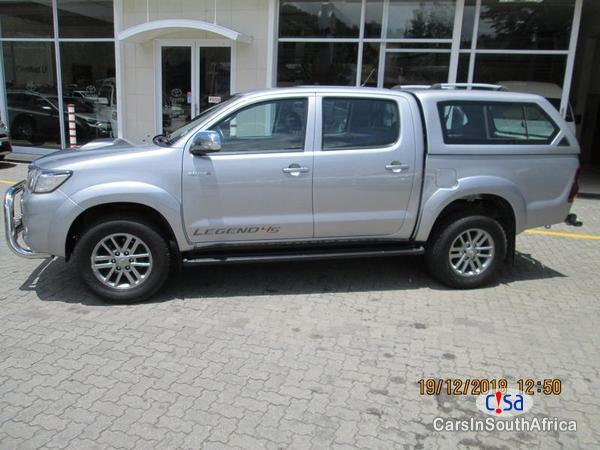 Toyota Hilux Manual 2014 - image 4