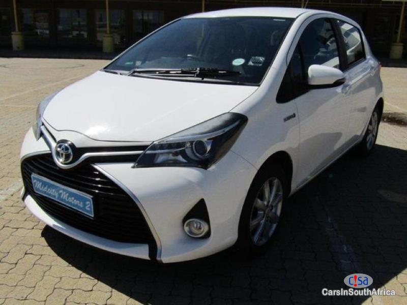 Toyota Yaris Manual 2017