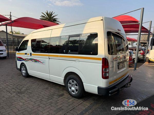 Toyota Quantum 2.5 D-4D Sesfikile 16-Seat Manual 2022 - image 2