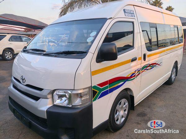 Picture of Toyota Quantum 2.5 D-4D Sesfikile 16-Seat Manual 2021