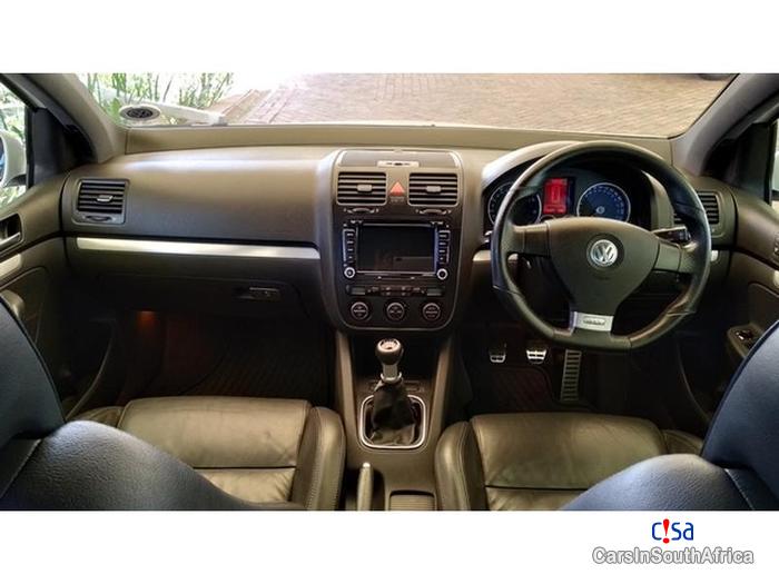 Volkswagen Golf Manual 2009 - image 3