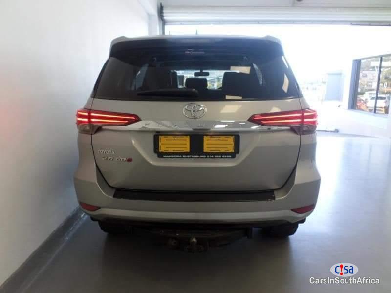 Toyota Fortuner 2.8 Automatic 2021 - image 2
