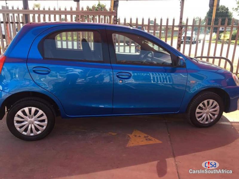 Toyota Etios Manual 2013 - image 4