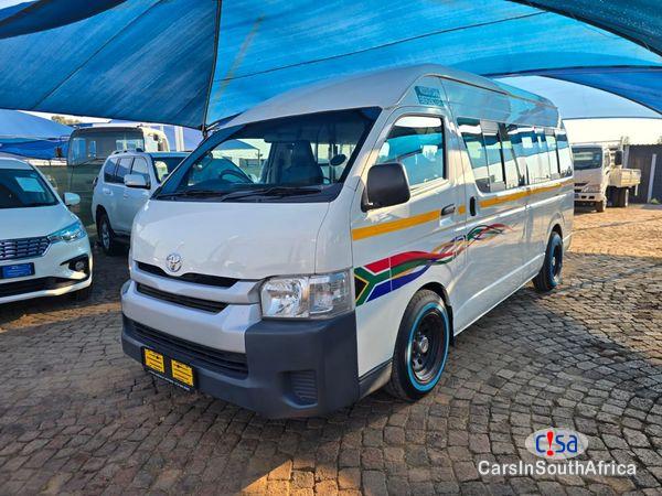 Picture of Toyota Quantum 2.5 D-4D Sesfikile 16-Seat Manual 2020