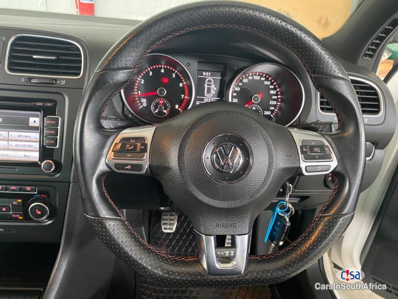 Volkswagen Golf Manual 2013 - image 9