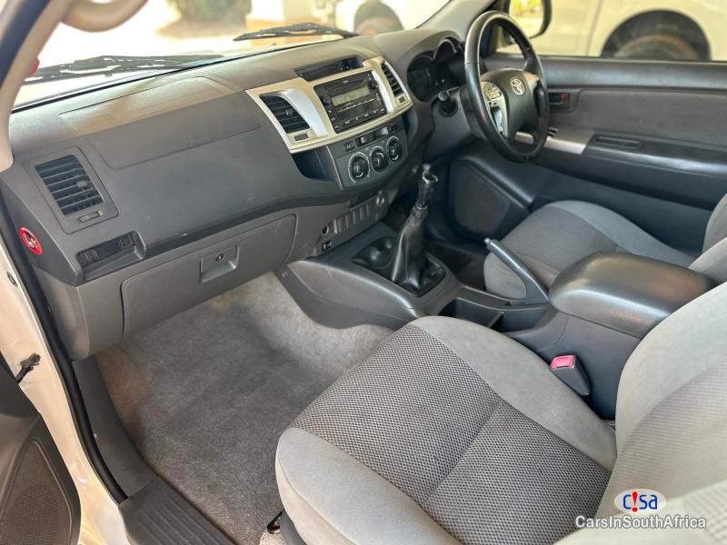 Toyota Hilux 3.0 D4-D Raider S/C 0658281312 Manual 2014 - image 5