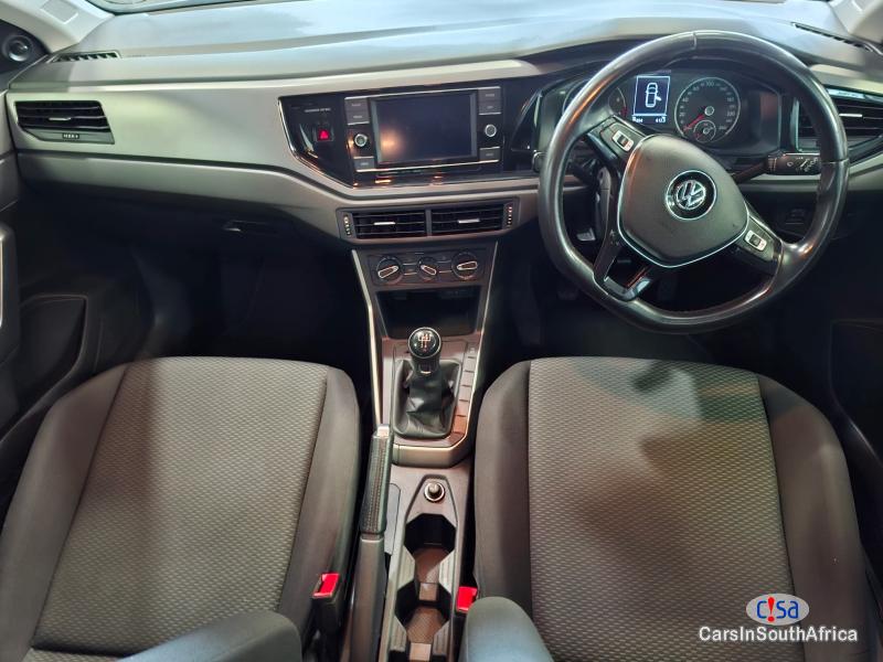 Volkswagen Polo 1.0 TSI Trendline Manual 2020 - image 3