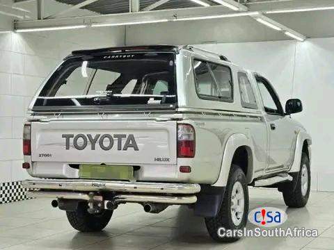 Toyota Hilux Call/ WhatsApp.073 104 3715 Toyota Hilux 2.7i Legend 35 Manual 2005 - image 3