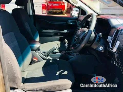 Ford Ranger Call/ WhatsApp.(073 104 3715) 2023 Ford Ranger 2.0 SIT XL Manual 2023 - image 8