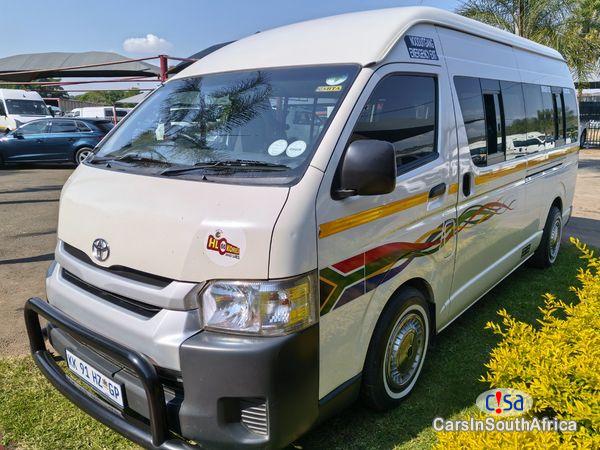 Picture of Toyota Quantum 2.5 D-4D Sesfikile 16-Seat Manual 2021