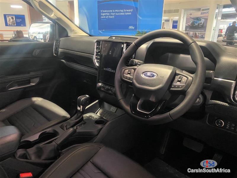 Ford Ranger 2.0 Sit DOUBLE CAB XLT {0817687830 Automatic 2024 - image 6
