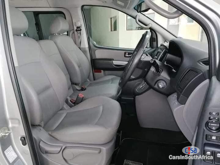 Hyundai H-1 CRDI GLS { 0817687830 } Automatic 2016 - image 6