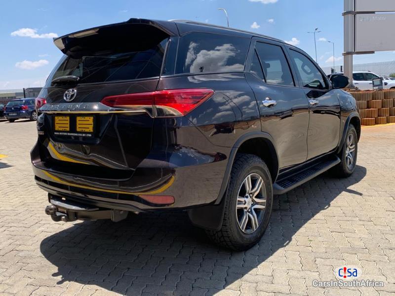 Toyota Fortuner GD-6 { 0817687830 } Manual 2016 - image 2