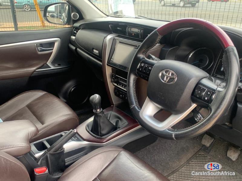 Toyota Fortuner GD-6 { 0817687830 } Manual 2016 - image 4