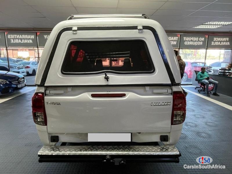 Toyota Hilux 2.4GD { 0817687830 } Manual 2018 - image 7