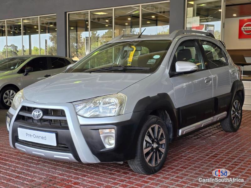 Toyota Etios ETIOS CROSS 1.5xs { 0817687830 } Manual 2015