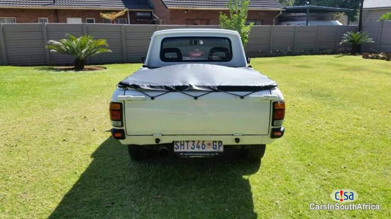 Nissan 1400 0783349415 Manual 2004 in Mpumalanga - image