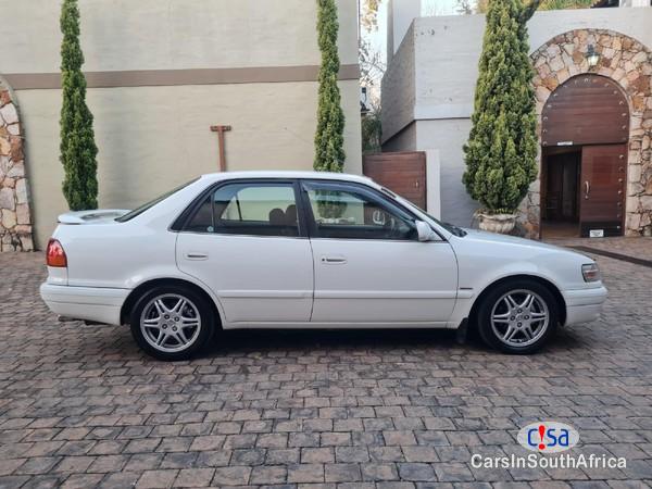 Pictures of Toyota Corolla RXi 1.6 Manual 2000