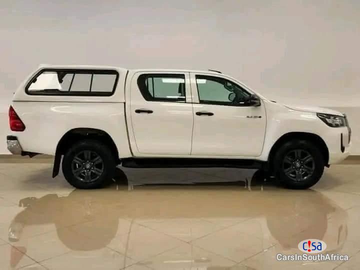 Pictures of Toyota Hilux 2.8GD Manual 2018