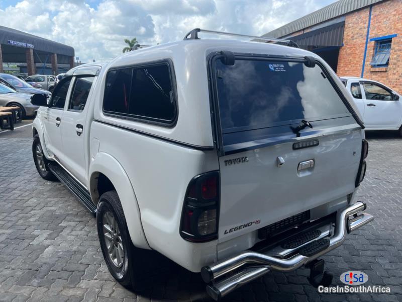 Toyota Hilux 3.0D Automatic 2016 - image 3