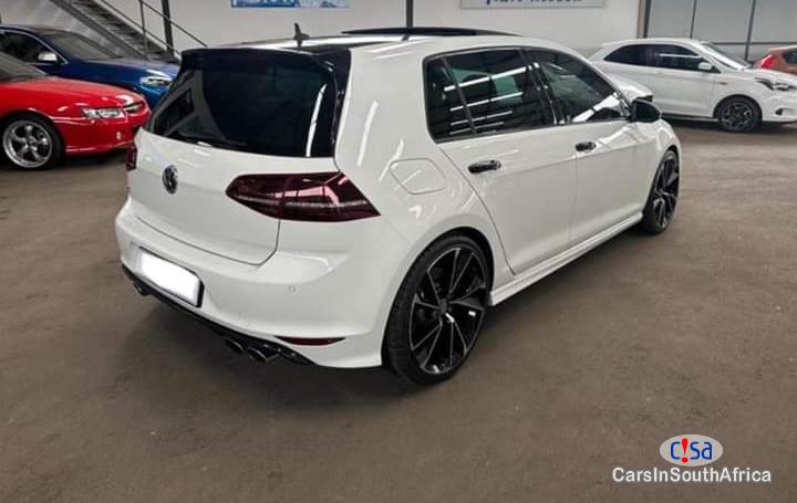 Volkswagen Golf 2.0 Automatic 2016 in South Africa