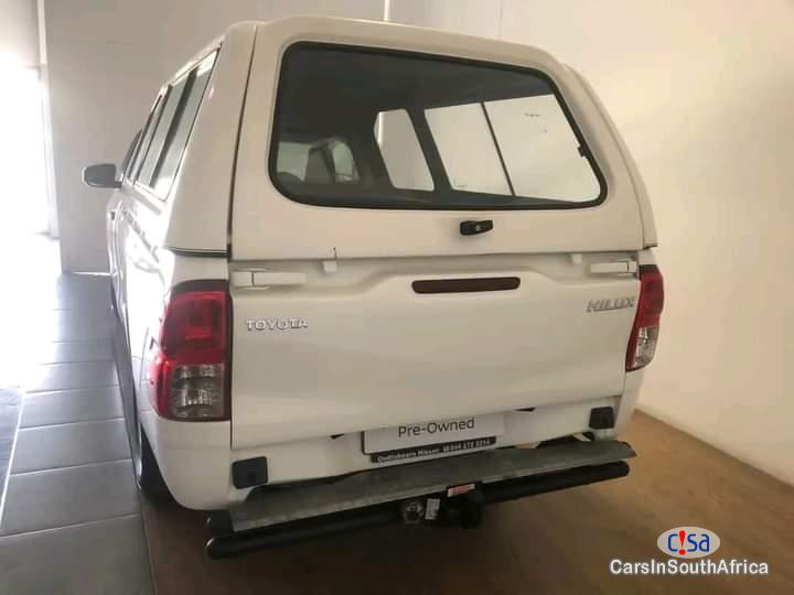 Toyota Hilux 2.0 Manual 2018 - image 3