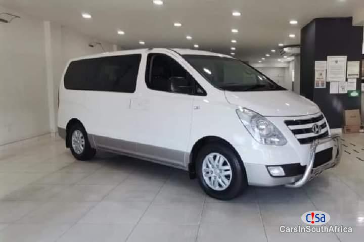 Hyundai H-1 2.5 Automatic 2018 - image 3