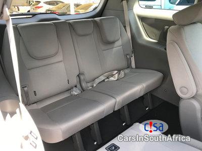 Kia Sedona 2.2 Automatic 2016 - image 7