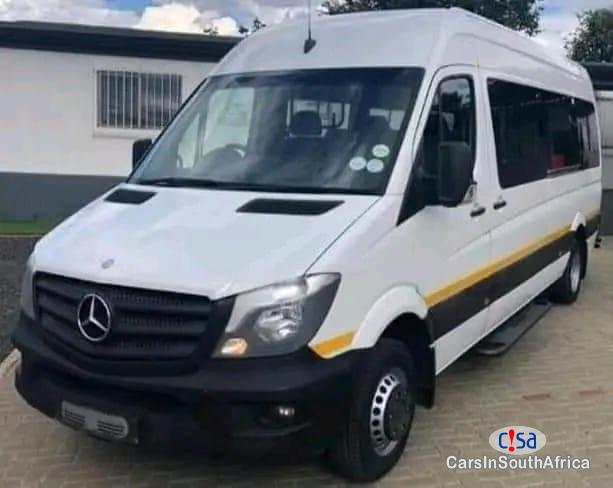 Mercedes Benz CL-Class 2.5 Manual 2018 - image 4