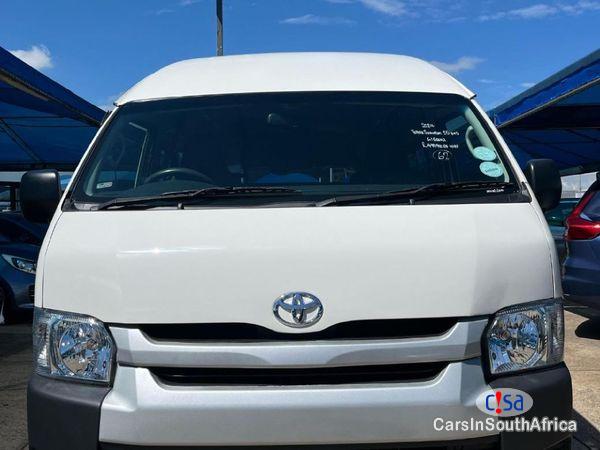 Toyota Quantum 2.5 D-4D Sesfikile 16-seat Manual 2022