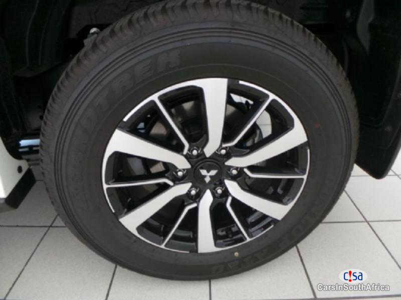 Mitsubishi Pajero 2.4 Manual 2019 - image 6