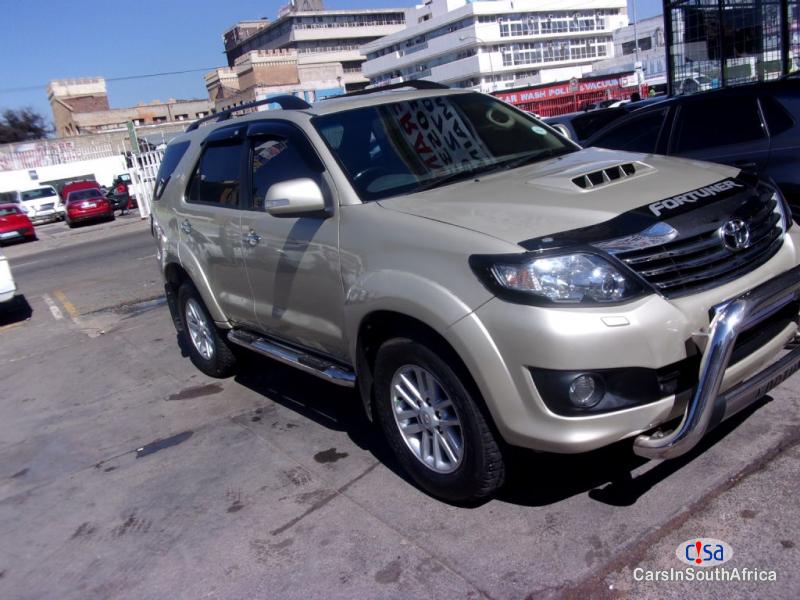 Toyota Fortuner 3.0 Manual 2012