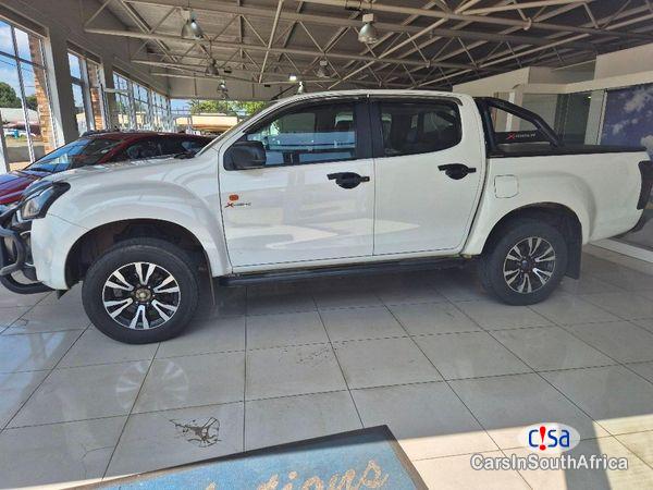 Isuzu KB250 D-Teq HO X-Rider Call 081 494 5928 Manual 2018