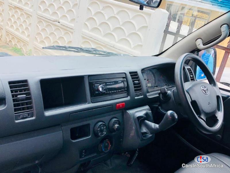 Toyota Quantum 2.5 D-4D Sesfikile 16-seats Call 081 494 5928 Manual 2018