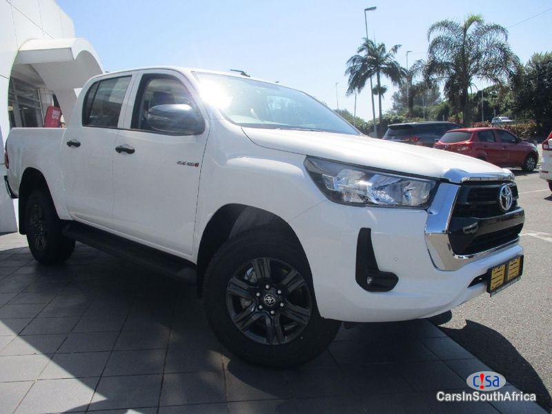 Toyota Hilux 2.8 Automatic 2023 - image 2