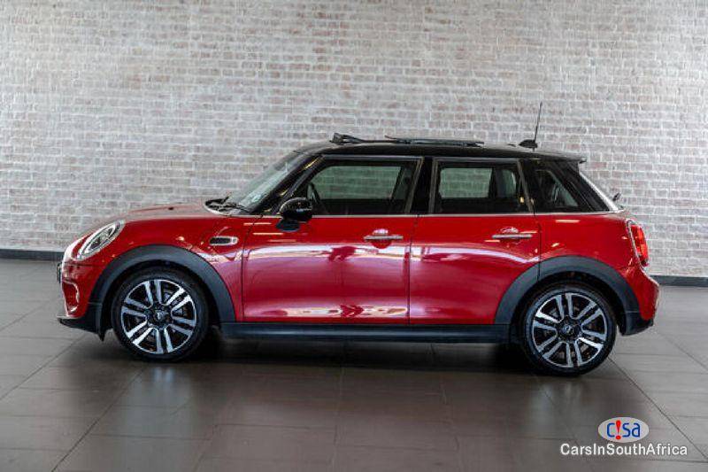 Picture of Mini Cooper 2.0 Automatic 2020