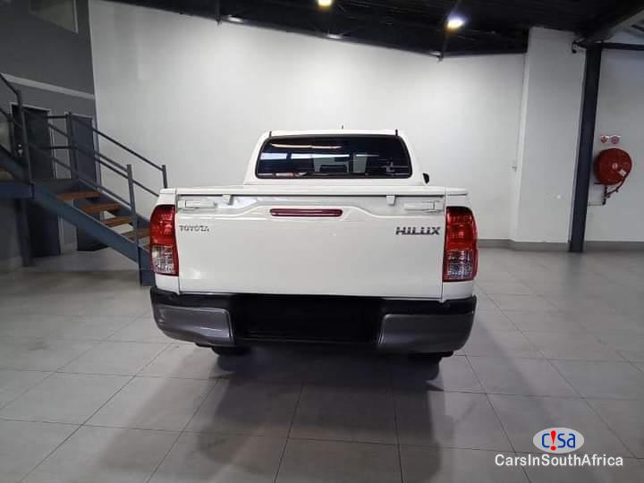 Toyota Hilux 2.7 Manual 2020 in South Africa